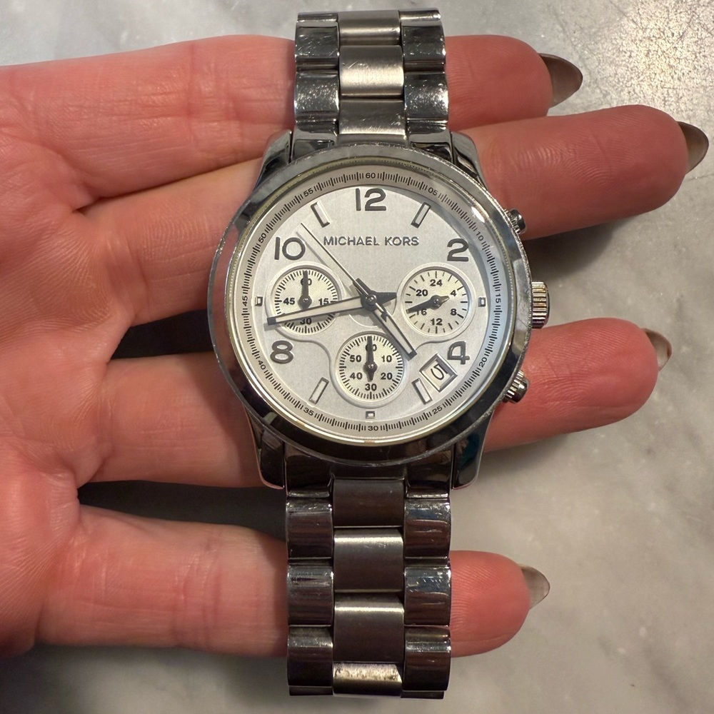 Michael Kors Silver Woman’s Watch